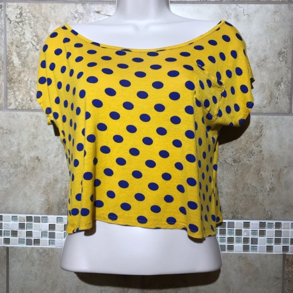 Boutique Edge cropped open back polka dot top S